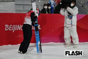 【納得できない]】高梨沙羅スーツの規定違反でジャンプ失格、ルールが理不尽と批判殺到