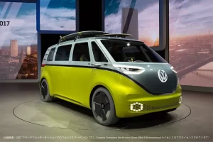 復活のワーゲンバス『VW ID.BUZZ』は量産型になるとどうなるのか？