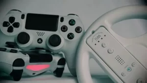 【成る程】「ゲームなんてやって何になる?」に対する最大の回答、「おいしいもの食べて何になるんだろうって食べます?」と質問すると……