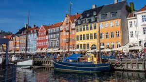 【信頼感】なぜ北欧は日本と違って｢弱者にやさしい社会｣なのか？