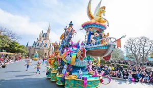 【ほぼ最低賃金】オリエンタルランド、ディズニーの時給を100円アップ。ほぼ最低賃金で低すぎると話題に！ニコニコニュースコメントまとめ！