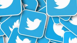 【Twitterは死にかけ?】「Blueに認証バッジを」──イーロン・マスク氏が週末にツイート連投