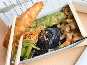 【昔懐かしい国民食】『1000円超の“高級のり弁”に行列』についてTwitterの反応