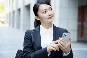 【2023年卒予定学生の志望業界】『「情報・インターネットサービス」を抜いた1位は？』についてTwitterの反応