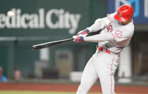 【７度目１試合２発】大谷翔平選手第３打席で２号２ラン、第１打席で今季１号先頭打者弾