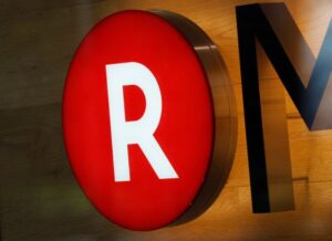 【三木谷会長】『「ぶっちゃけ困る」発言と「だまされた!」の声・“ゼロ円プラン”を切り捨てた楽天モバイルの狙う「ウルトラC」』についてTwitterの反応