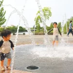 【今日にも発表】『「屋外・会話なし」マスク不要、政府見解…電車やバスでは着用』について