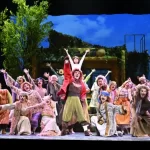 【劇団四季ミュージカル】『「バケモノの子」映画の世界観そのまま、驚愕の演出の連続』について