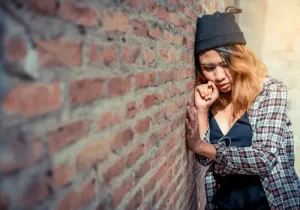 【経口中絶薬】「服薬に配偶者同意が必要」厚労省見解に大ブーイング「あまりにも理不尽」