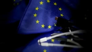 【ＥＵ】『携帯充電端子の域内統一化で合意　アップルに打撃』についてTwitterの反応