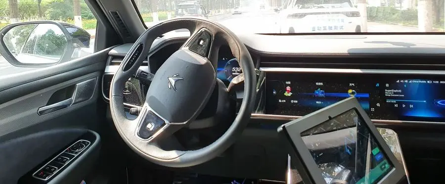 【中国】『無人タクシー、実用化へ 自動運転、IT主導で加速』についてTwitterの反応
