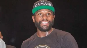 【メイウェザー】『朝倉未来と会うだけで2億円ゲット　自ら明かす「会見で150万ドルだよ」』についてTwitterの反応