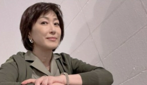 【高島礼子】『お気に入りスニーカー“パンツルック” スポーティーな出で立ちに反響』についてTwitterの反応