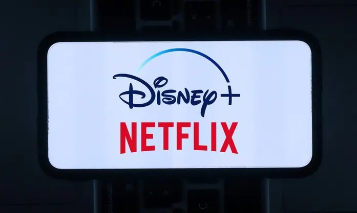 【Disney+】『ディズニープラスがついにNetflixを超える？　国内外で今、大きく伸びたワケ』について