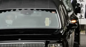 『昭恵さん、安倍元首相に頰ずりでお別れ』についてTwitterの反応