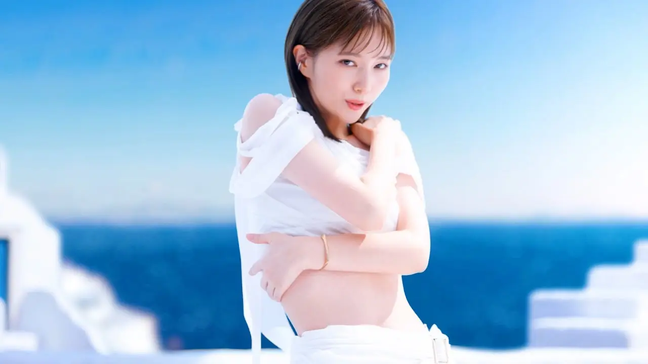 【本田翼】『引き締まった“美くびれ”に絶賛の声「女神は実在するんだ」「キレイなウエストで惚れた」』についてTwitterの反応