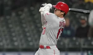 【大谷翔平】『2試合ぶりの今季18号 メジャー500試合目に通算111本目はライト席上段への120メートル弾 今季ペースは36.9本に』についてTwitterの反応