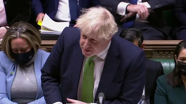 【不祥事で混乱拡大】『英ジョンソン首相は辞任否定…政府役職の「抗議辞任」43人に』についてTwitterの反応