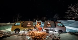 【レトロ顔な「動く豪華ホテル」が話題!】『 木製内装&ベッド採用の「ハイゼット」 車中泊仕様の「バグトラック」とは】についてTwitterの反応