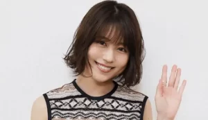 【有村架純】『衝撃の「おばあちゃん姿」に驚き「こんなカワイイおばあ様見たことがありません」「貴重な一枚ありがとうございます」』についてTwitterの反応