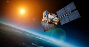 【iPhone 14】『衛星通信iPhone 14が衛星通信に対応する可能性、緊急時のメール・電話サービスに応用かについてTwitterの反応