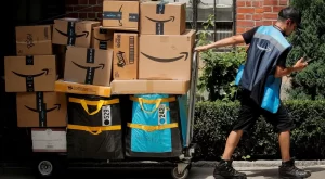 【深刻な相談次々に】『「高熱でも配達」アマゾンドライバーの実態』についてTwitterの反応