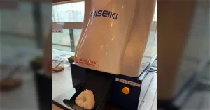 『ボタンを押すと「おにぎり」登場！　岐阜のホテルが置いたマシン話題...メーカー担当者も反響に驚き』について