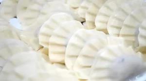 【ダイソー今までの苦労は何だったの？】『かんたん餃子』子どもでも失敗せず餃子が大量生産できる！についてTwitterの反応