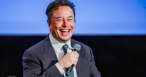 『イーロン・マスク氏の最後通牒、予想上回るツイッター従業員が退職選ぶ-』について