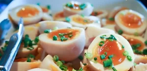 『シェイクするだけでつるんとむける! ダイソー「たまごの殻むき」を使ってみた』についてTwitterの反応