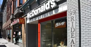 【世界最悪のマクドナルド】『乱闘が絶えず「世界最悪のマクドナルド」と呼ばれていた店舗がついに閉店』ネットの反応は？