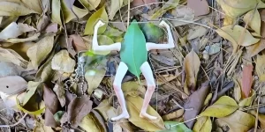 【ネットで即日完売】『「かざすだけで元気になる」キーホルダーの秀逸さ　作者が語る「見守ってくれている」感』についてTwitterの反応