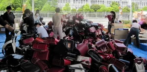 【ランドセルは同調圧力の温床か?】『立正大学教授・社会学博士 小宮信夫氏による提起「小学生はランドセルで通学すべきか?」Surfvoteで投票開始。』のネットの反応