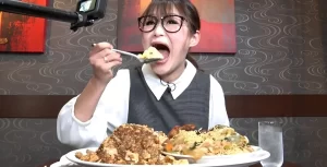 【ユーチューバー暴露】『有吉ゼミ』ギャル曽根の大食い企画で不正?