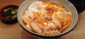 【絶品親子丼レシピ】外神田「鳥つね自然洞」を家庭で簡単に再現！＜動画＞