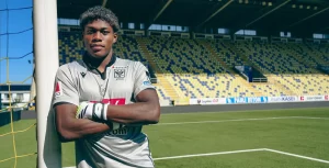 【鈴木彩艶Wiki】若き守護神GKはなんて言われた？差別発言の内容は？