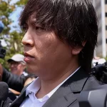 逮捕された水原一平はなぜウーバーイーツで配達員ができるのか?その真相と背景に迫る