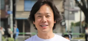 佐藤弘道さんの脊髄梗塞について:エコノミークラス症候群との違いと原因は?