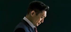 【木下レオン】なぜ2025年に海外逃避行?占いが示すその真相と行き先は?