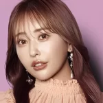 【『ラブトランジット』2】ゆきこ(佐野 友紀子)とは？元歯科医など多彩な経歴ゆきこの魅力！