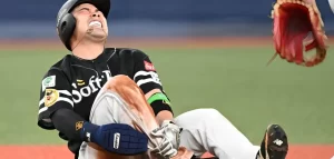 近藤健介に何が起こった？復帰はいつ？近藤健介選手の穴は誰が？ソフトバンクV目前に緊急事態！