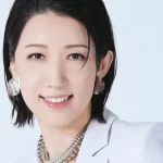 真風涼帆の結婚発表がなぜ一周忌直前に?有愛きいさんとの関係とファンの反応を考察